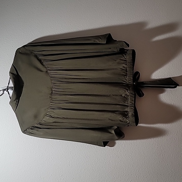 FREE PEOPLE Large Olive Green Button Down Bat Wing Bohemian Hippie Rayon Blouse - Picture 6 of 16